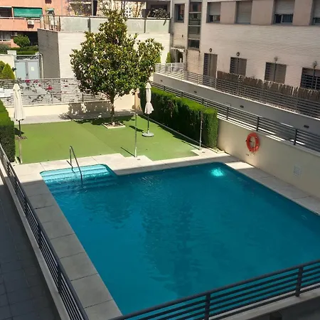 Dona Sol Piscina Apartment *